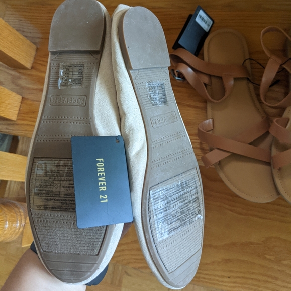 Forever 21 sandals - Picture 4 of 5
